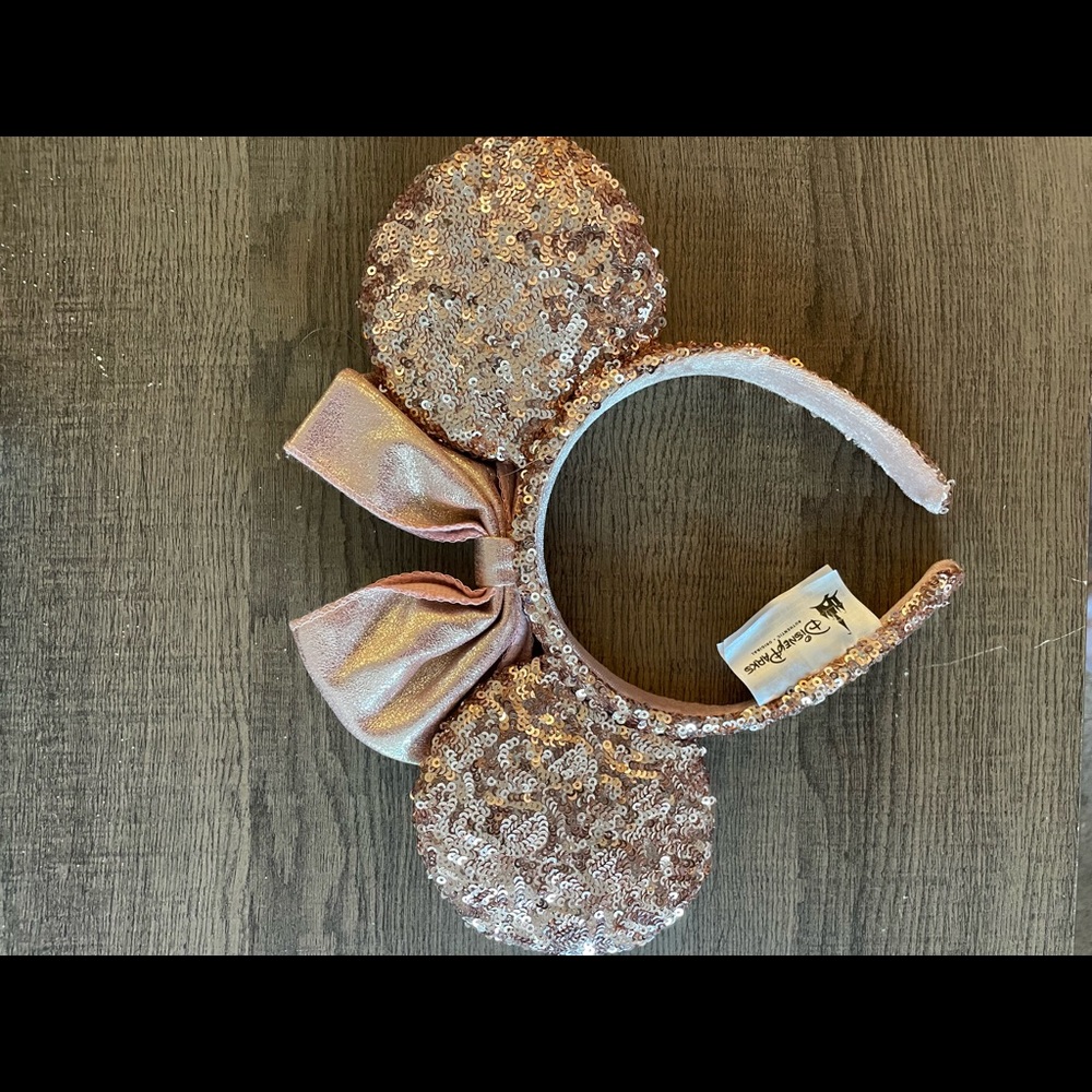 Rose Gold Minnie Mouse Ears